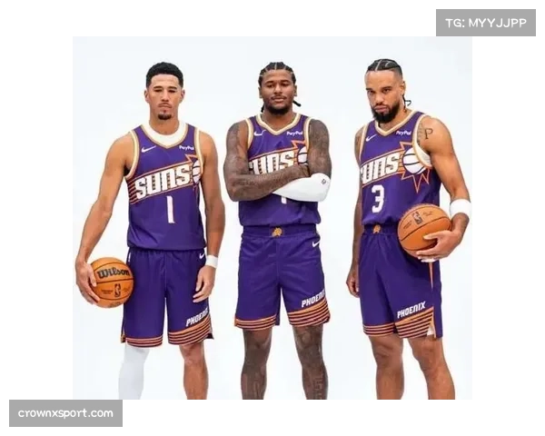 太阳大胜步行者 布克与狄龙合砍65分